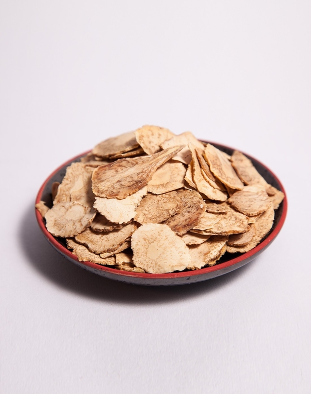 El extracto de maca 0.6% Macamides-apoya la energía, el equilibrio hormonal, y la vitalidad general.
